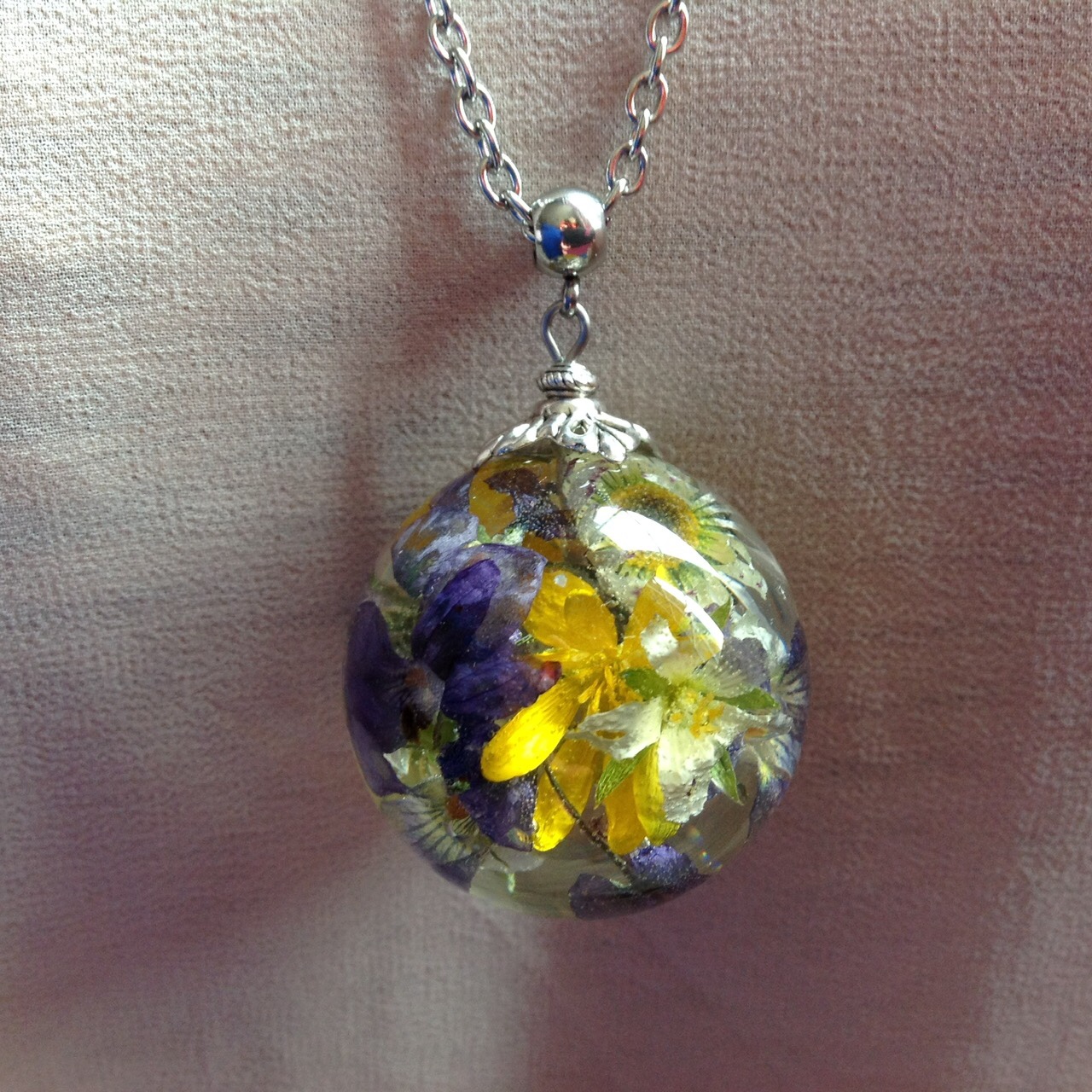 Sautoir fleurs de printemps Beads Of Bliss